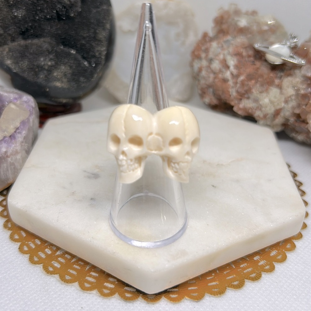 Double skull carved antler ring